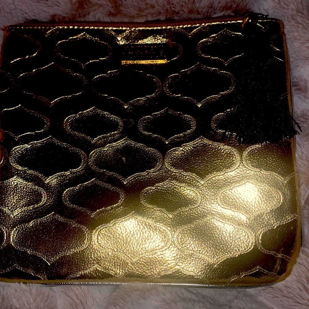 Physicans formula Gold with zipper ,very pretty bag
